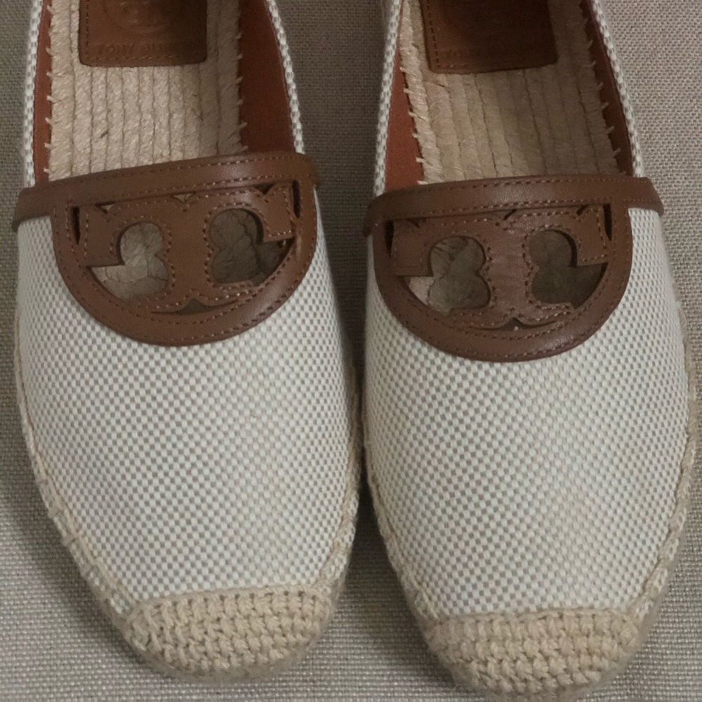 Tory Burch - Picture 2 of 5